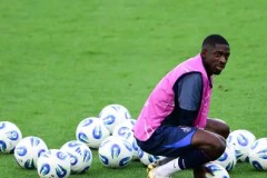 哈兰德英超神迹！逼近C罗纪录，年轻球星未来可期